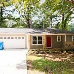 Newly renovated hidden gem