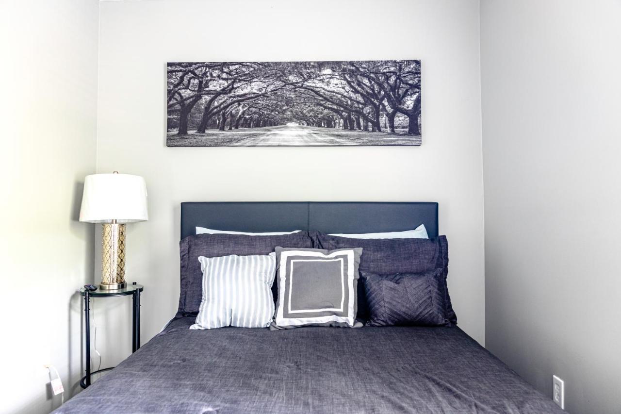 Newly Renovated Hidden Gem Vakantiehuis